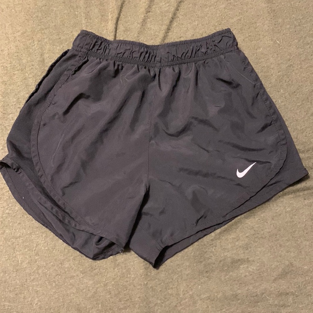 black nike running shorts